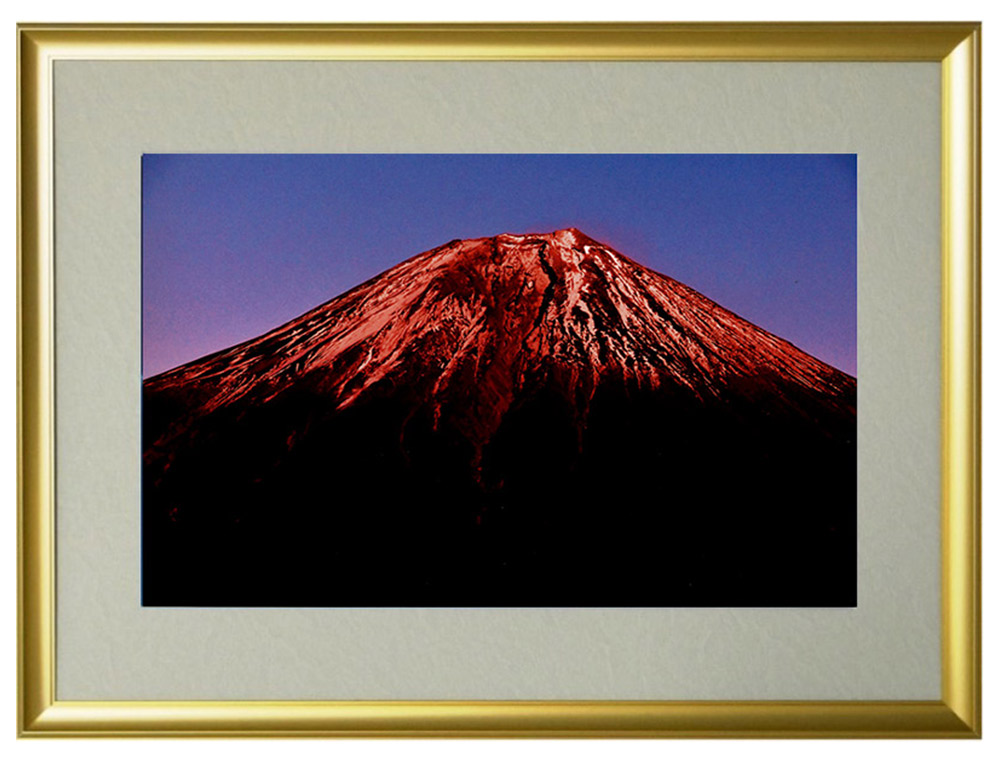 奇跡の写真　赤富士に龍紋