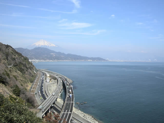 薩た峠より富士山、駿河湾を望む