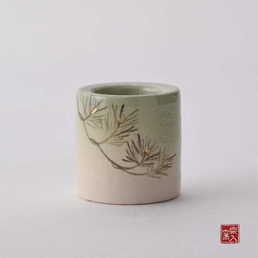 2025年初春作品　松の絵　[季節蓋置]